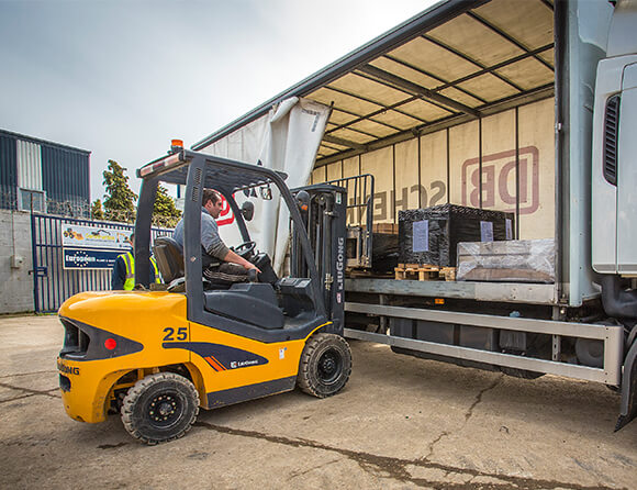 Material-Handling-1 亿万先生MR·(中国集团)官方网站