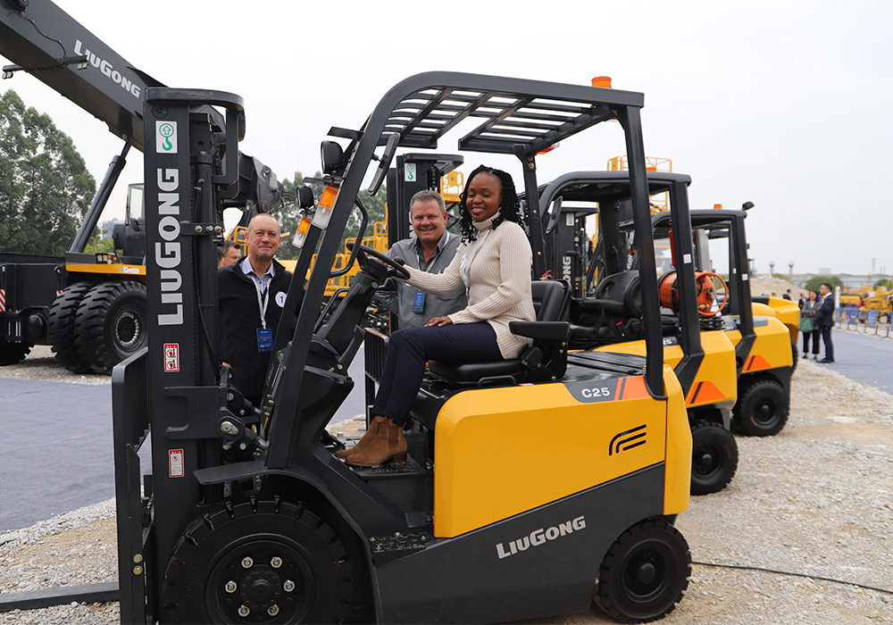 0106-8 ÒÚÍòÏÈÉúMR¡¤(Öйú¼¯ÍÅ)¹Ù·½ÍøÕ¾