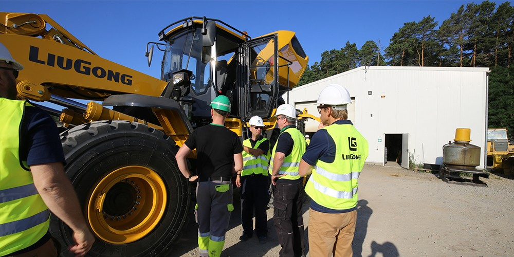 0923-4-10 亿万先生MR·(中国集团)官方网站