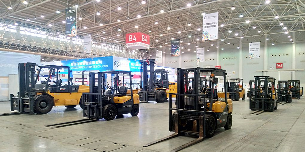 1106-2-5 ÒÚÍòÏÈÉúMR¡¤(Öйú¼¯ÍÅ)¹Ù·½ÍøÕ¾