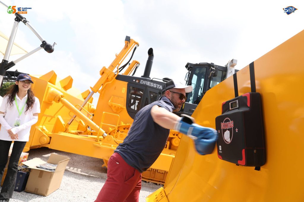 戏-2-1024x683 亿万先生MR·(中国集团)官方网站