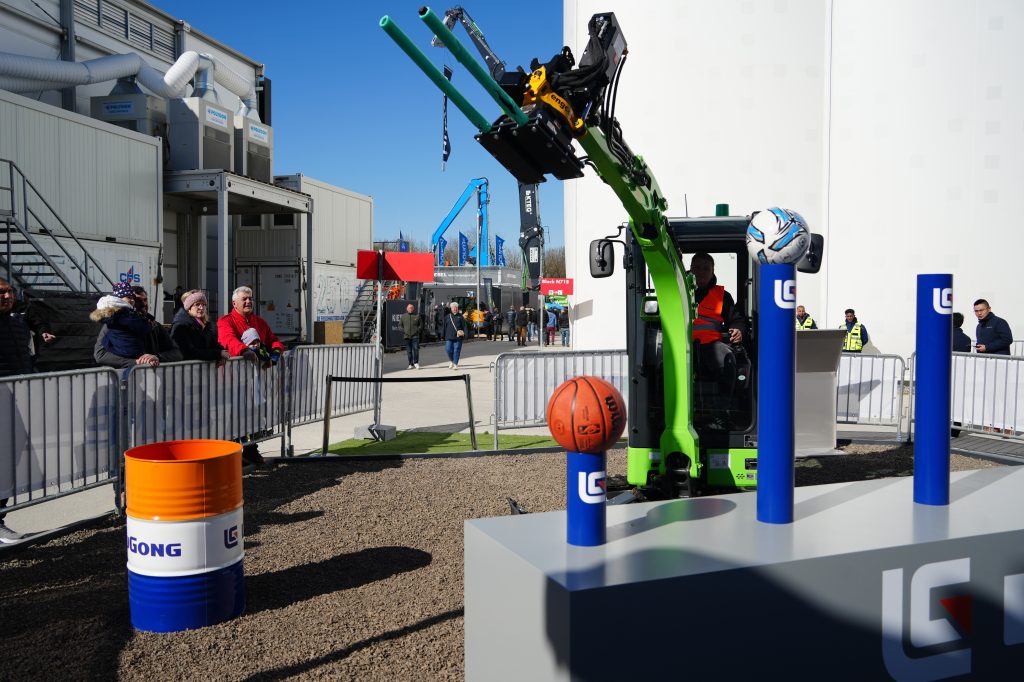 DSC07258-1024x682 亿万先生MR·(中国集团)官方网站